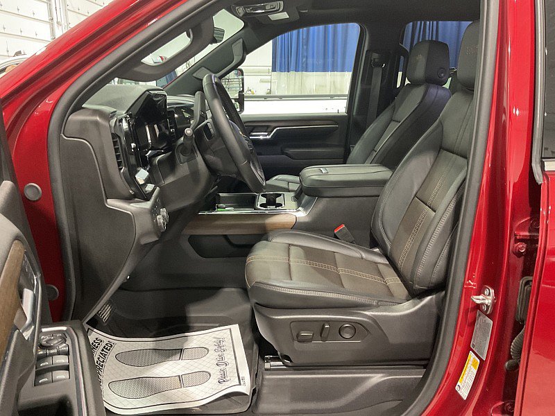 Used 2024 Chevrolet Silverado 2500 High Country w/ High Country Premium Package AWD/4WD image 14