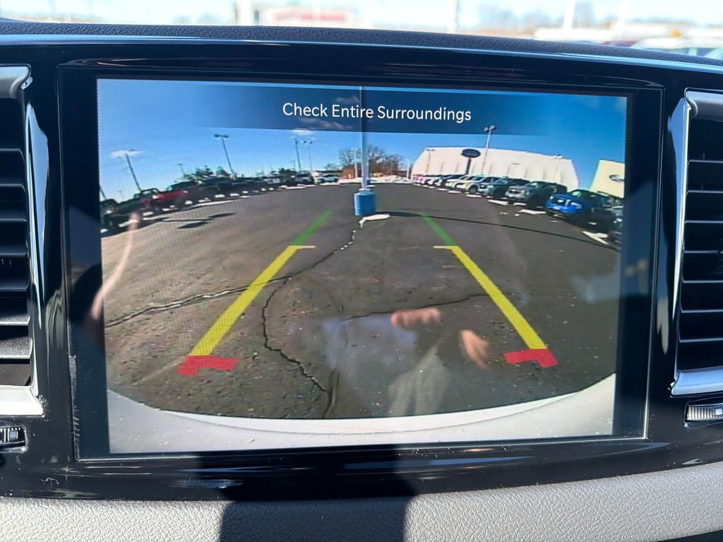 New 2026 Chrysler Voyager LX image 19