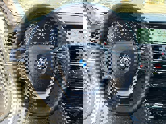 Used 2017 BMW X3 xDrive28i image 19