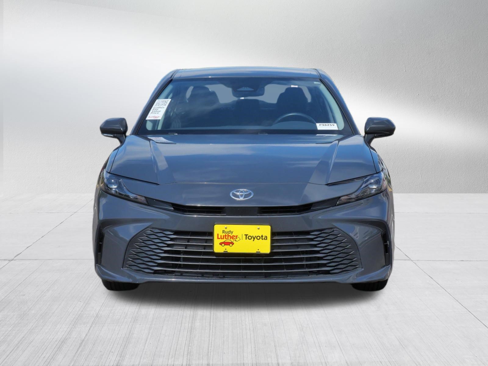 Used 2025 Toyota Camry LE w/ Convenience Package AWD/4WD image 2