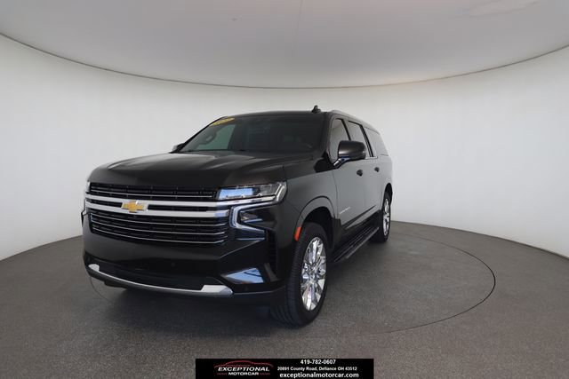 Used 2023 Chevrolet Suburban LT w/ LT Signature Plus Package