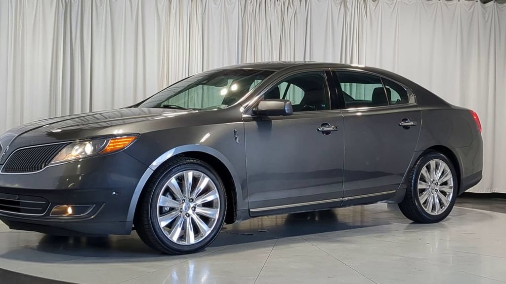 Used 2015 Lincoln MKS AWD w/ Equipment Group 201A image 5
