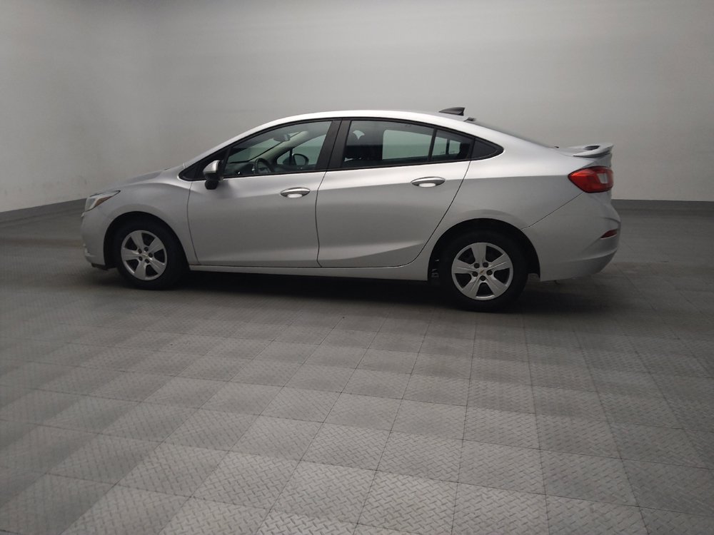 Used 2018 Chevrolet Cruze LS FWD image 3