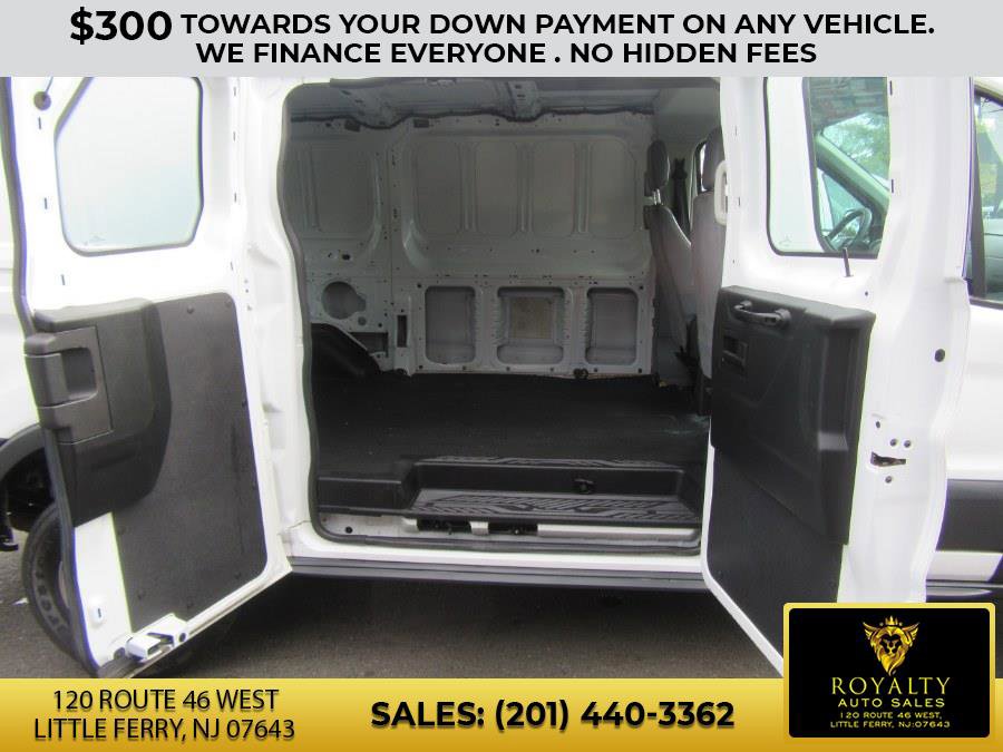 Used 2018 Ford Transit 250 130 Low Roof image 29