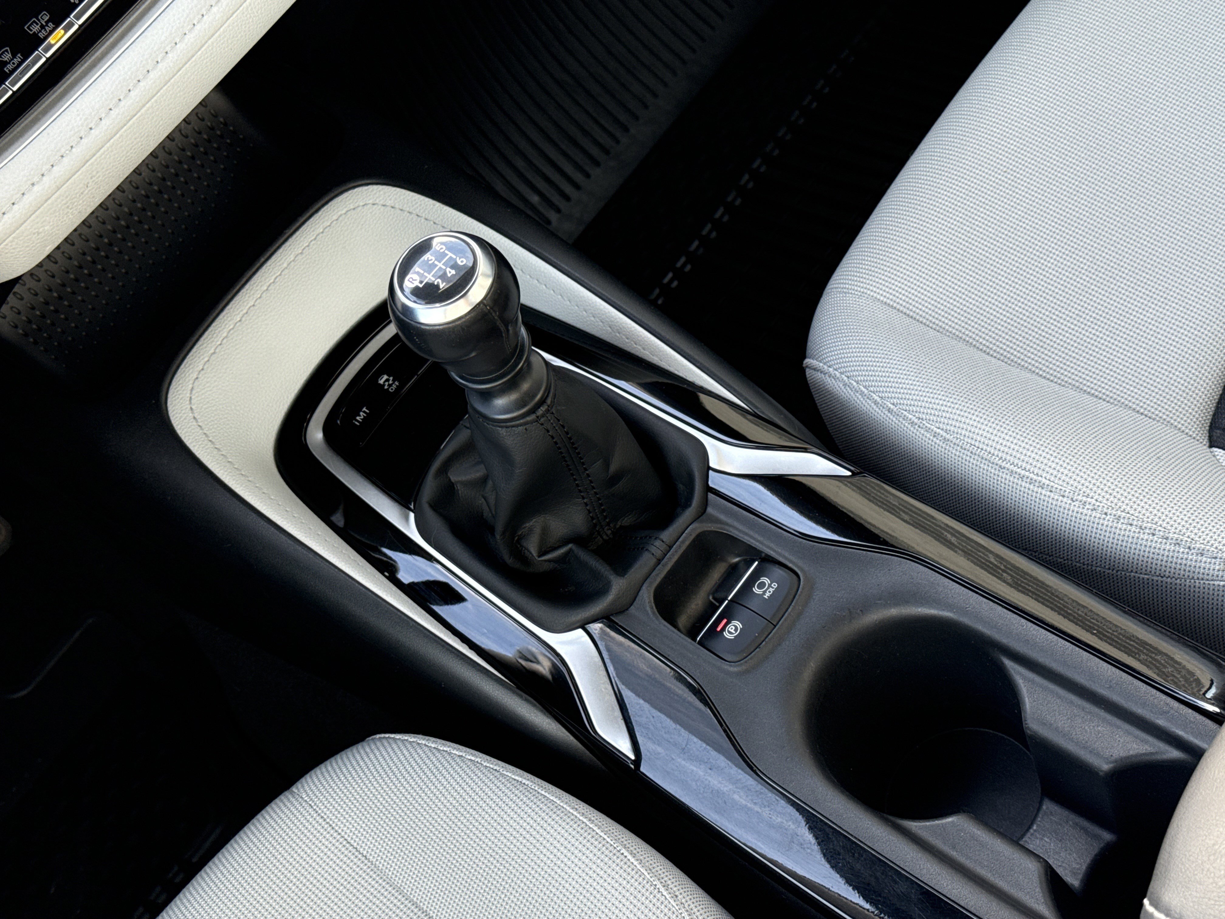 Used 2019 Toyota Corolla SE image 14