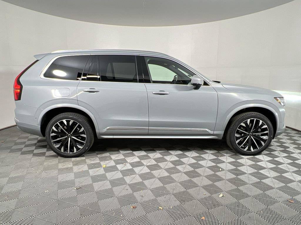 Certified 2026 Volvo XC90 B6 Plus w/ Protection Package Premier AWD/4WD image 9