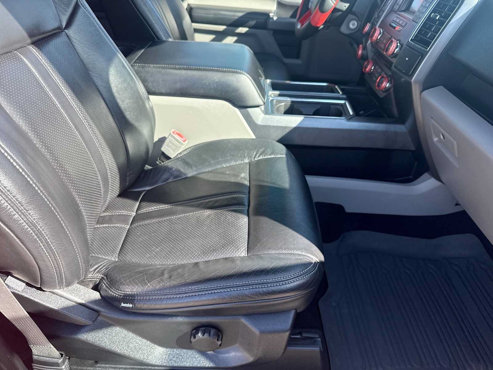 Used 2018 Ford F150 XLT w/ Trailer Tow Package AWD/4WD image 20