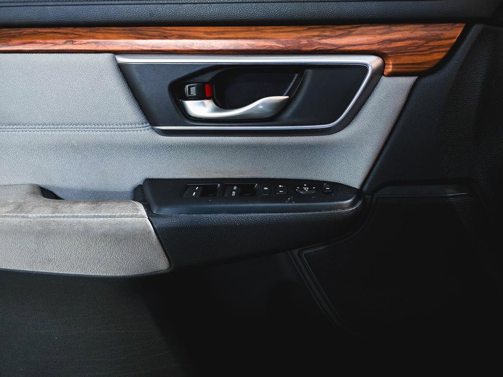 Used 2022 Honda CR-V EX image 16