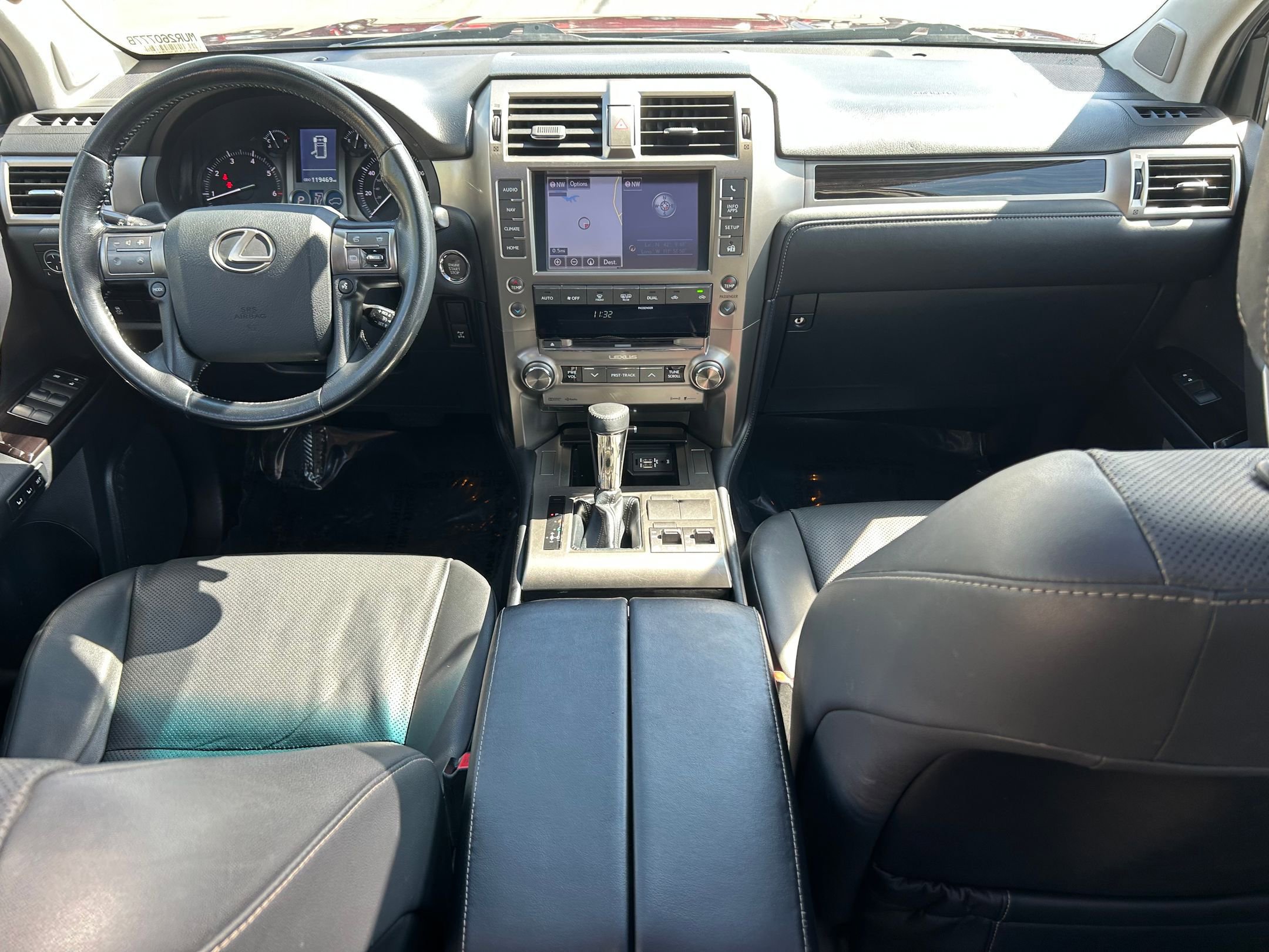 Used 2014 Lexus GX 460 image 24