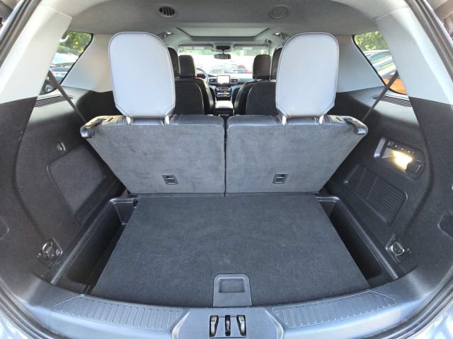Used 2021 Ford Explorer Limited w/ Equipment Group 301A RWD image 15