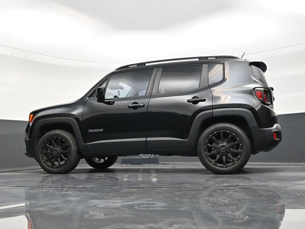 Used 2017 Jeep Renegade Latitude image 21