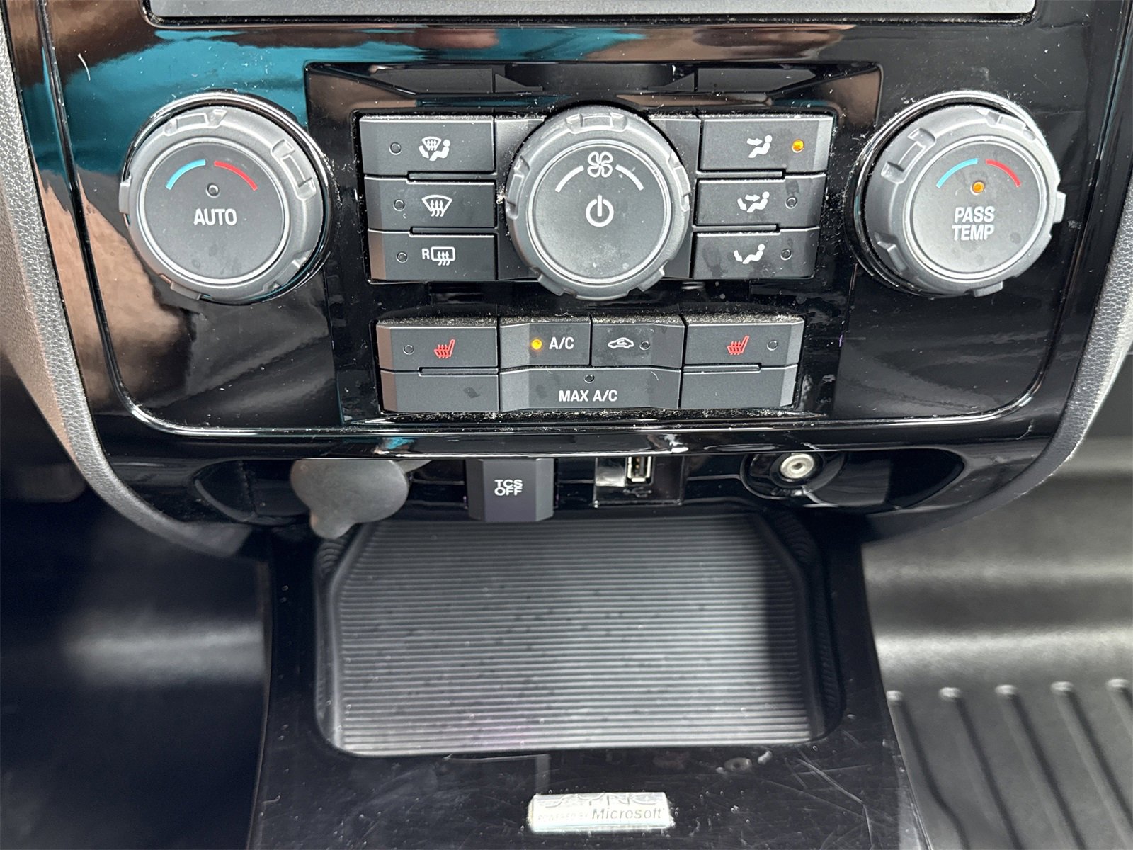 Used 2012 Ford Escape Limited image 24