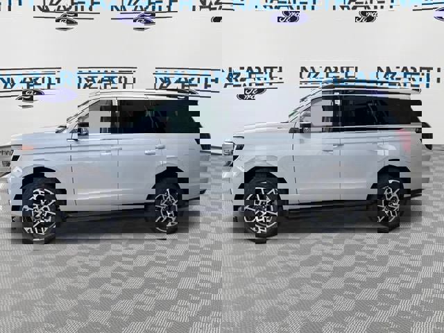 New 2026 Ford Expedition Active image 4