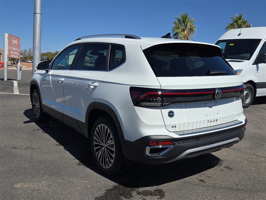 New 2025 Volkswagen Taos SE image 7