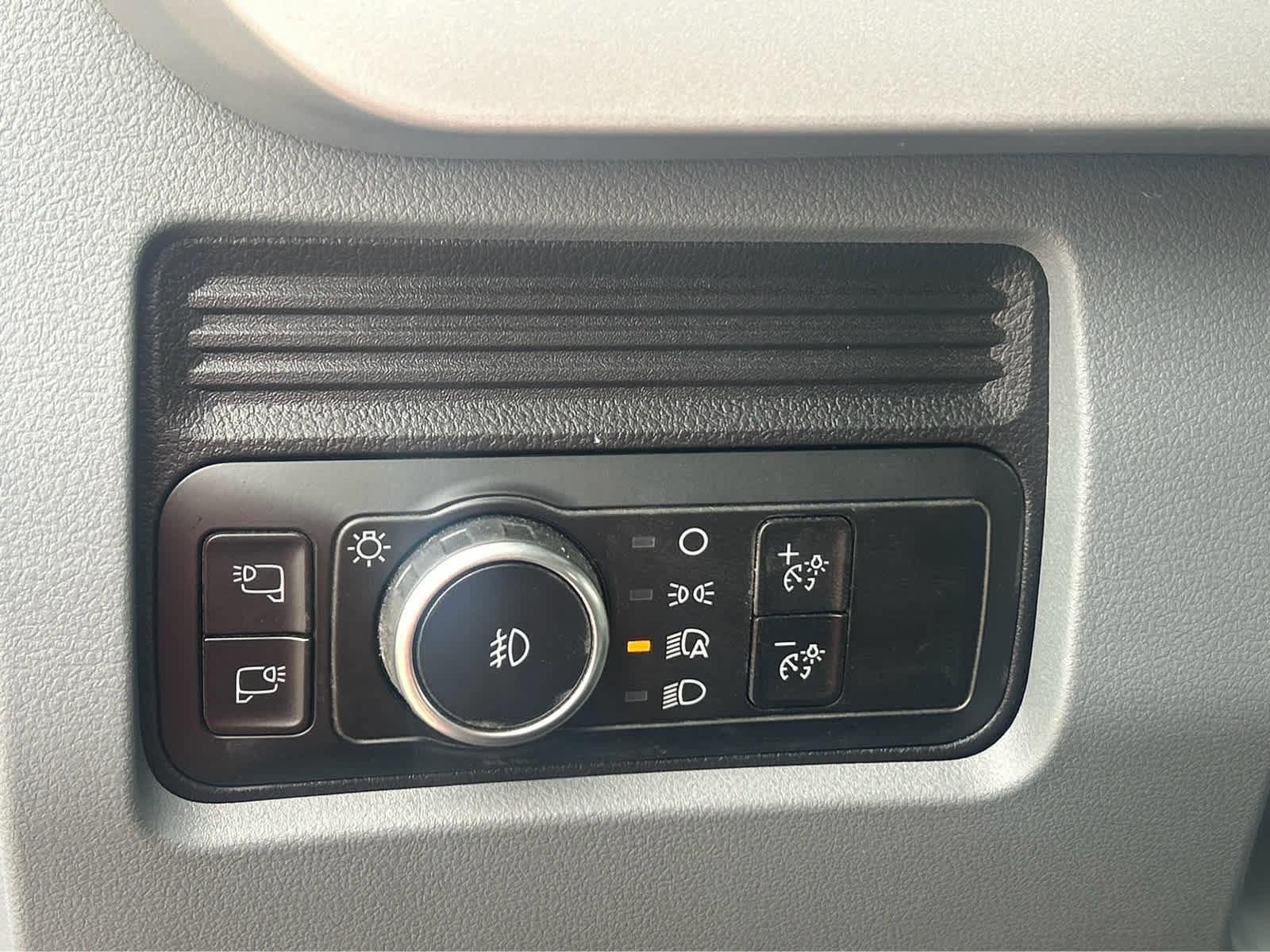 New 2026 Ford F550 4x4 Crew Cab w/ XLT Value Package image 17