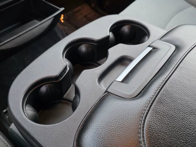 Used 2022 RAM 1500 Classic SLT image 35