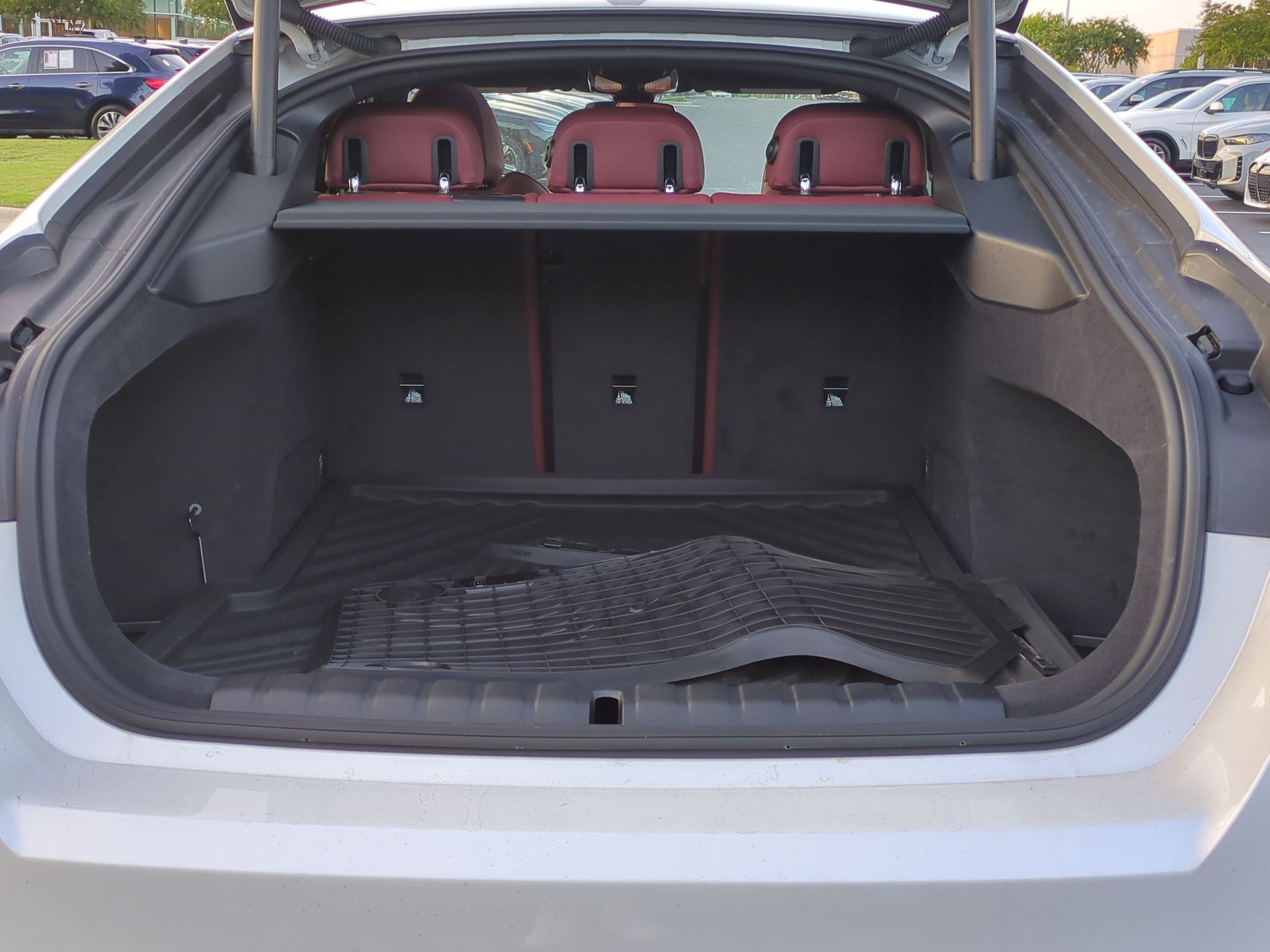 Used 2025 BMW i4 M50 AWD/4WD image 32