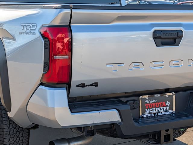 Used 2024 Toyota Tacoma TRD Off-Road image 8