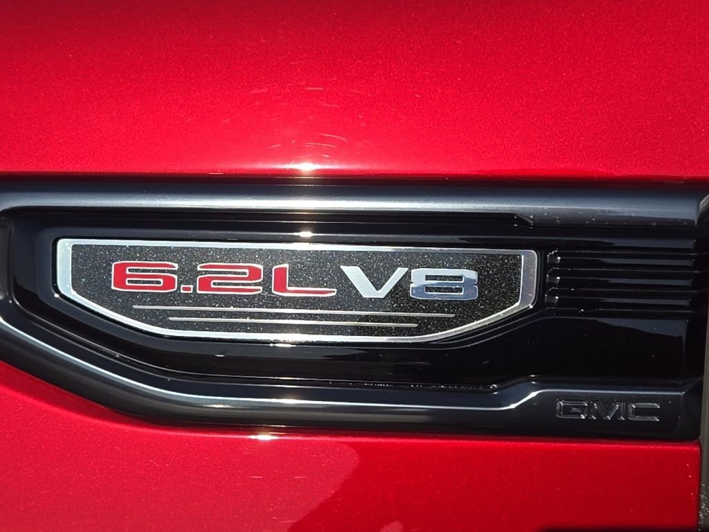 Used 2023 GMC Sierra 1500 AT4 w/ AT4 Premium Package AWD/4WD image 5