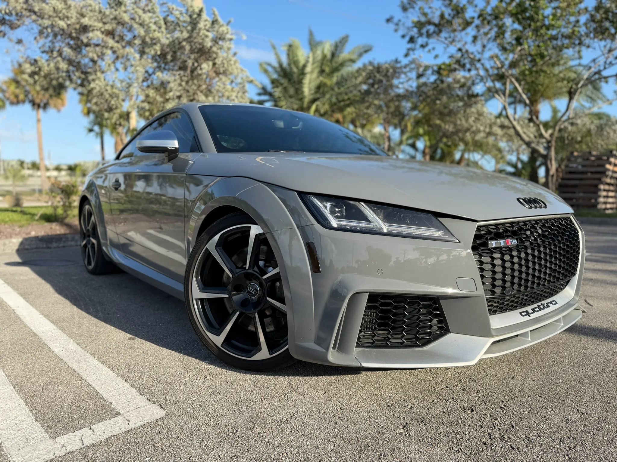 Used 2018 Audi TT RS AWD/4WD image 1