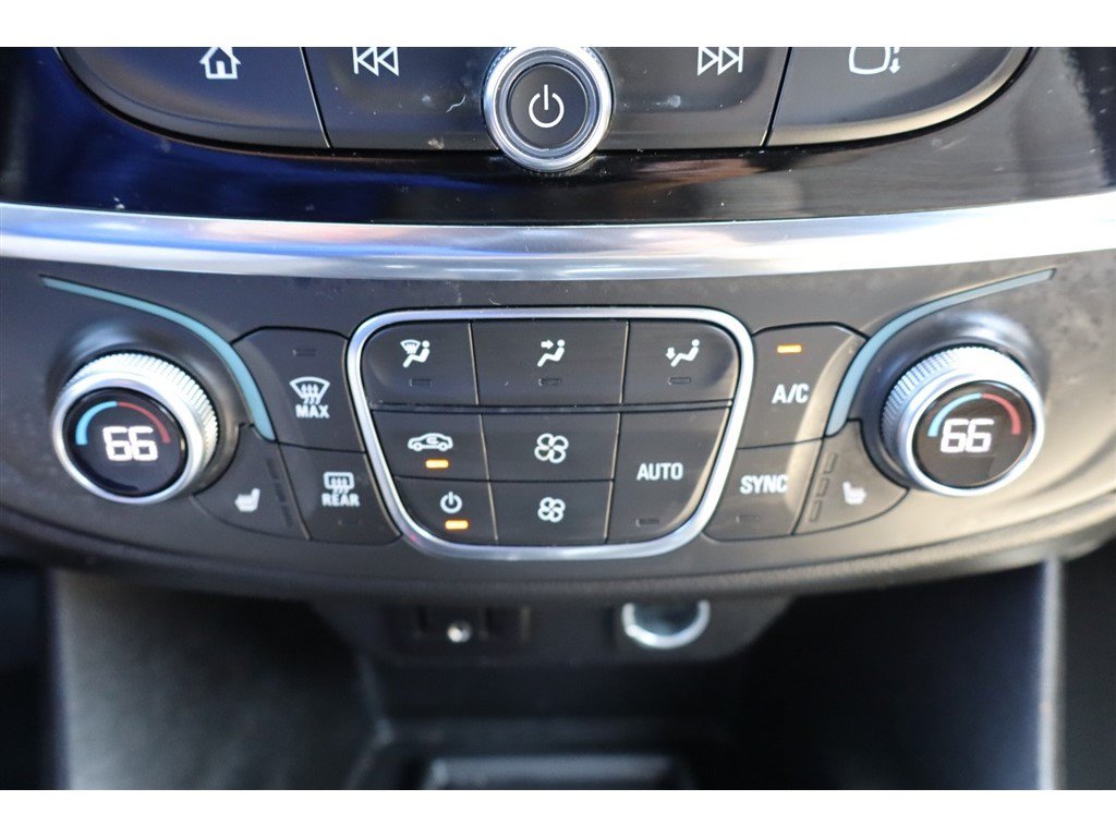 Used 2023 Chevrolet Traverse LT w/ LPO, Cargo Package AWD/4WD image 37