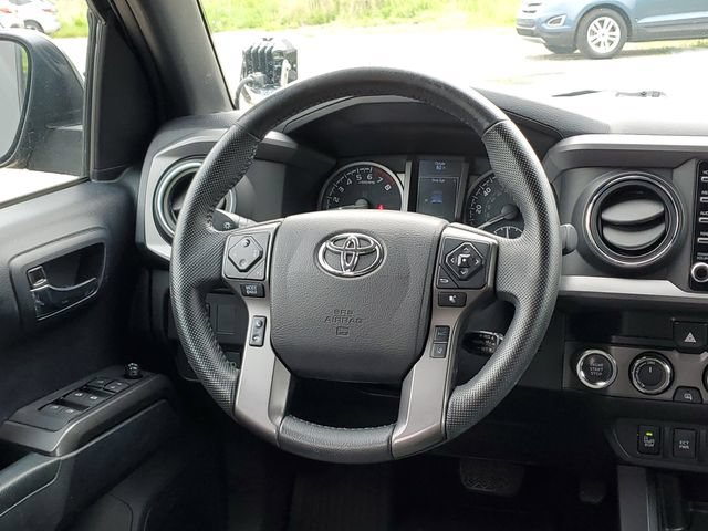 Used 2020 Toyota Tacoma TRD Off-Road w/ Technology Package AWD/4WD image 14