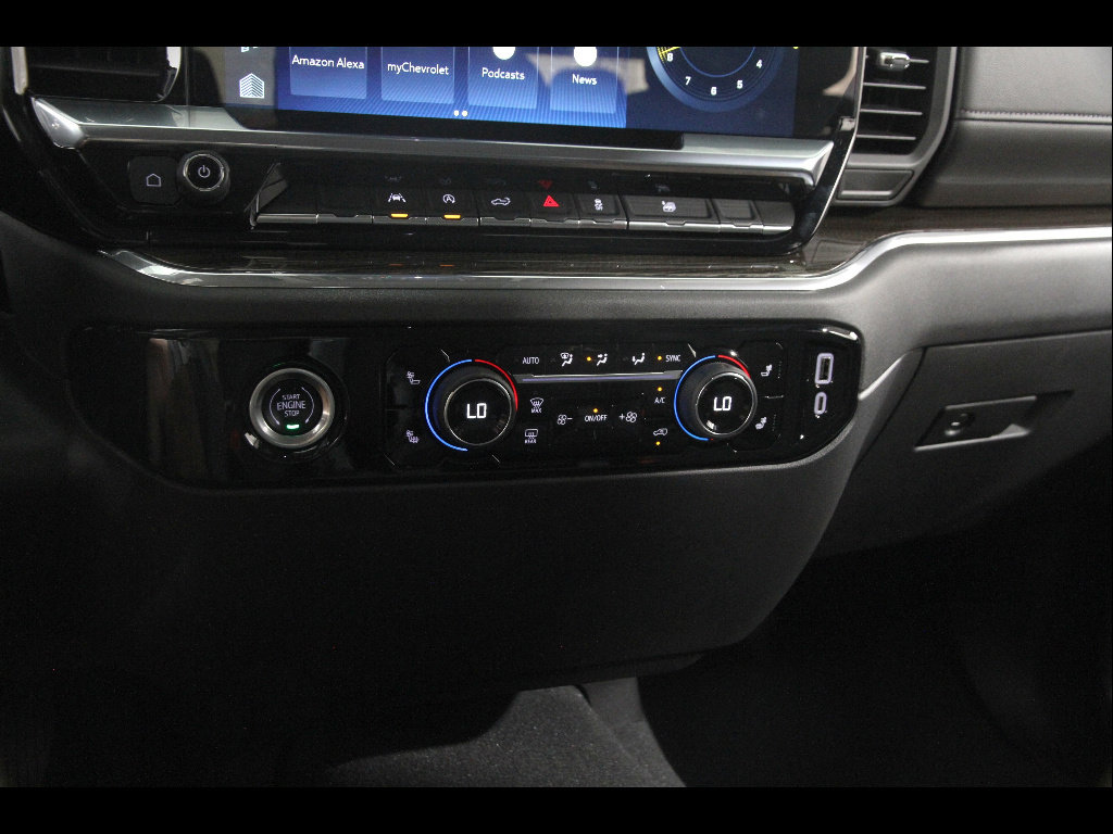 Certified 2024 Chevrolet Silverado 1500 RST AWD/4WD image 16