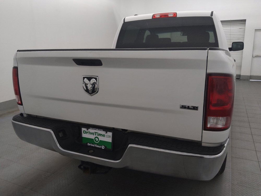 Used 2022 RAM 1500 Classic SLT RWD image 7
