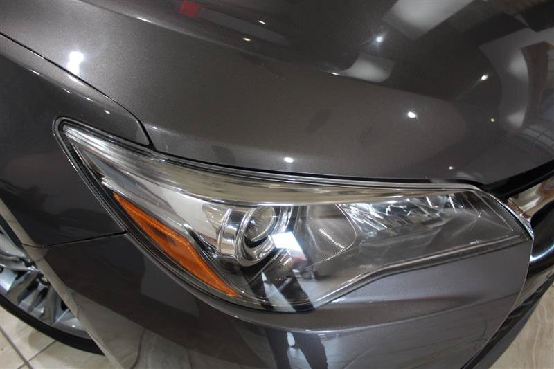 Used 2016 Toyota Camry SE FWD image 10