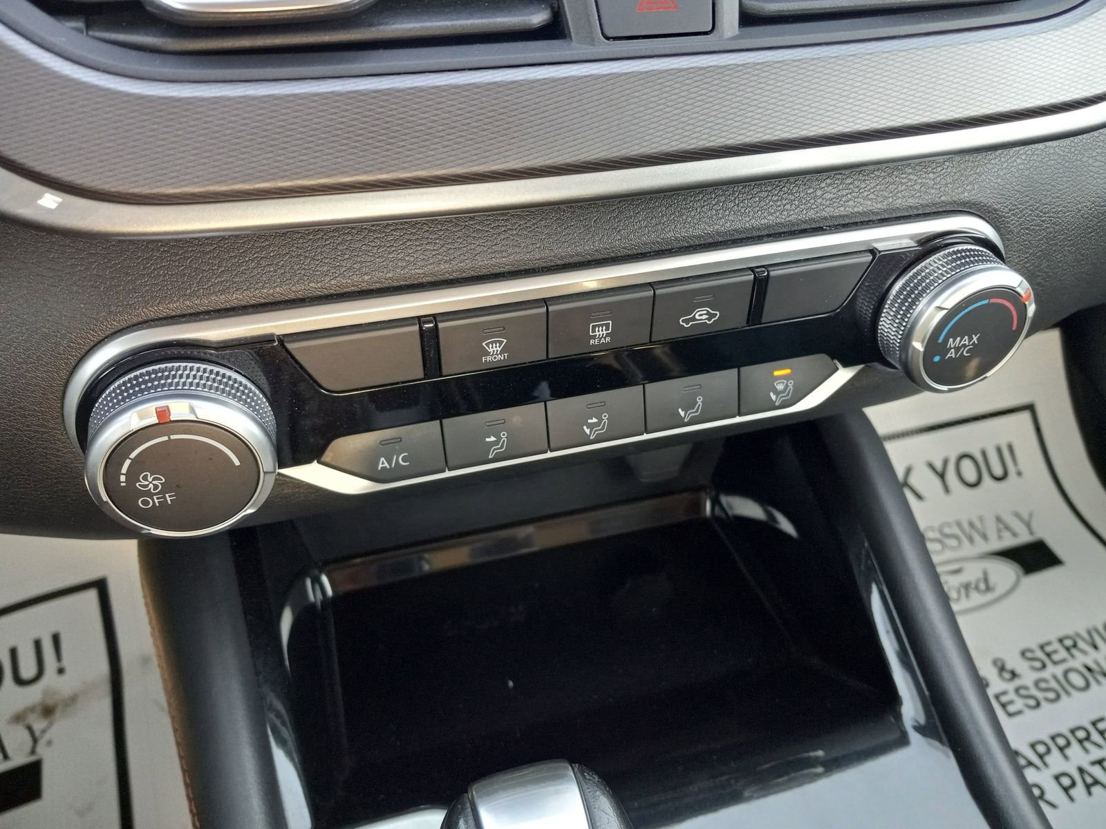 Used 2024 Nissan Altima 2.5 SR FWD image 21