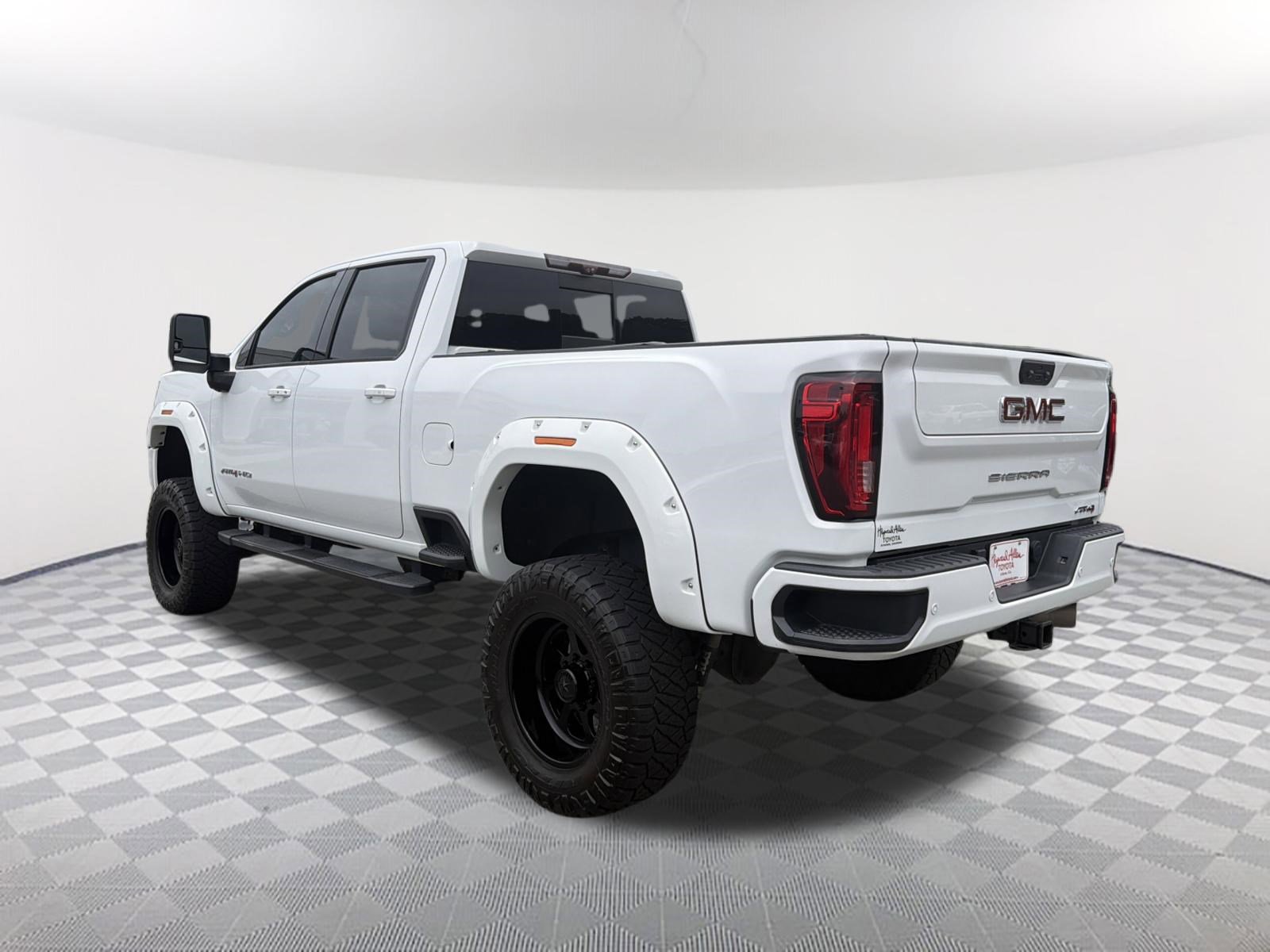 Used 2020 GMC Sierra 2500 AT4 w/ AT4 Premium Package AWD/4WD image 14