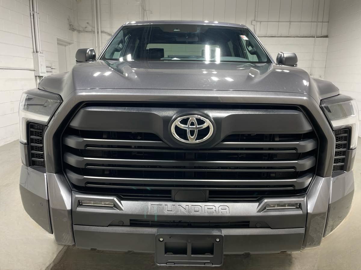 Used 2025 Toyota Tundra SR5 w/ SR5 Premium Package AWD/4WD image 2