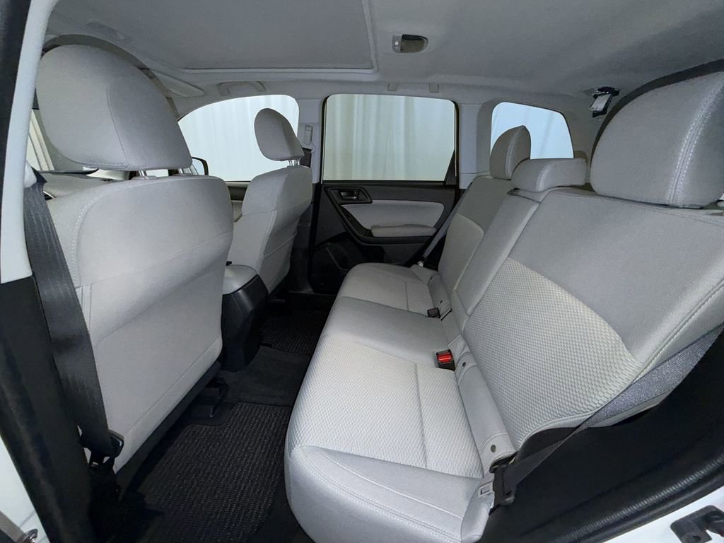 Used 2018 Subaru Forester 2.5i Premium image 12