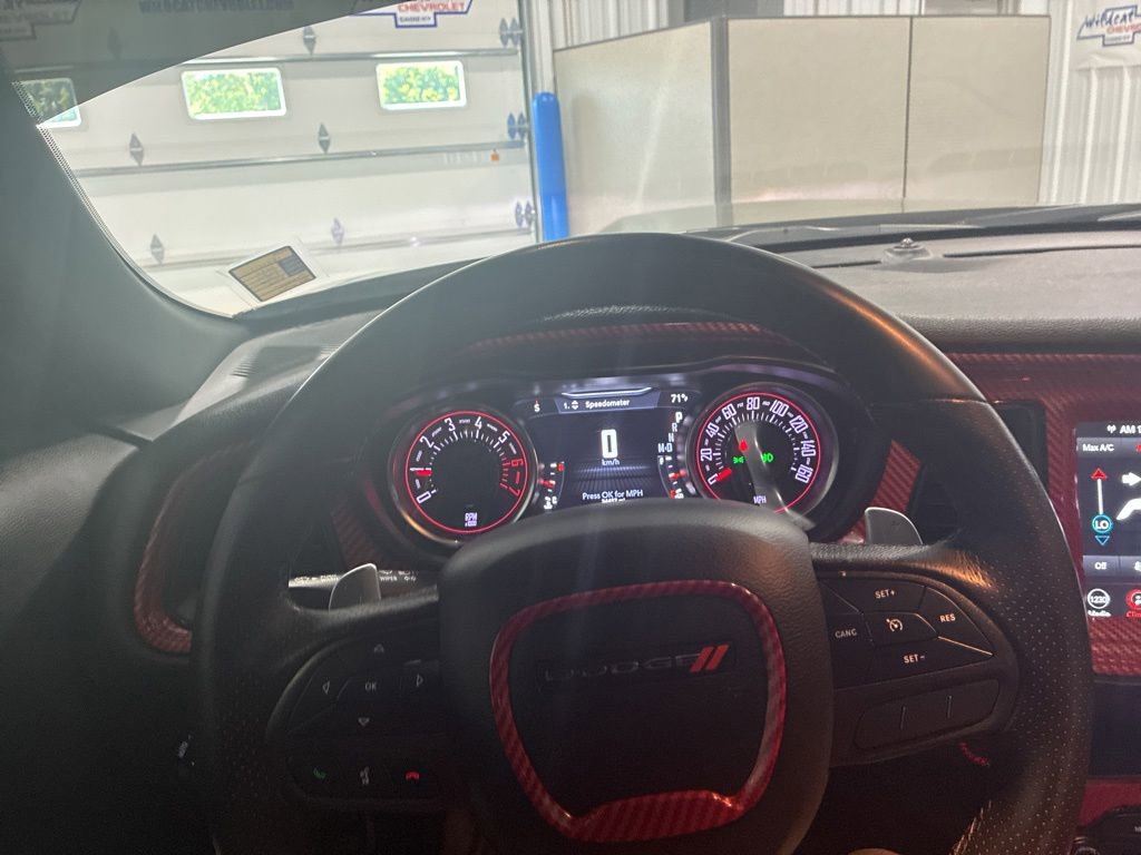 Used 2020 Dodge Challenger R/T w/ Driver Convenience Group RWD image 17