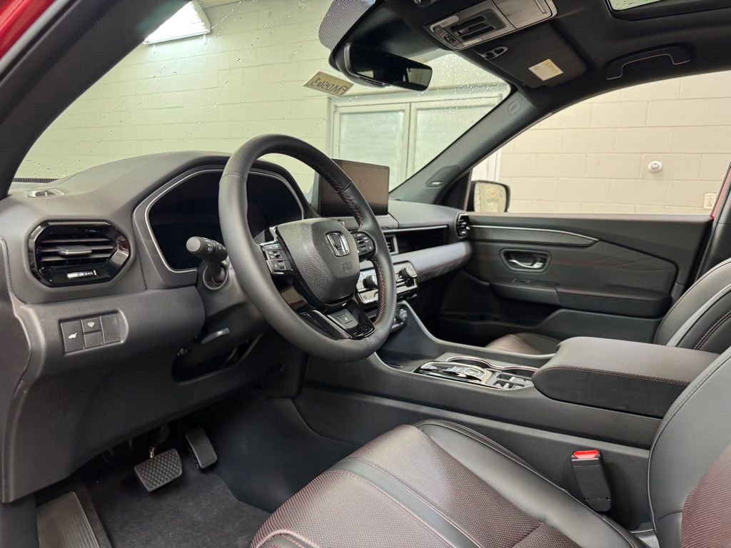 New 2026 Honda Pilot Black Edition image 13