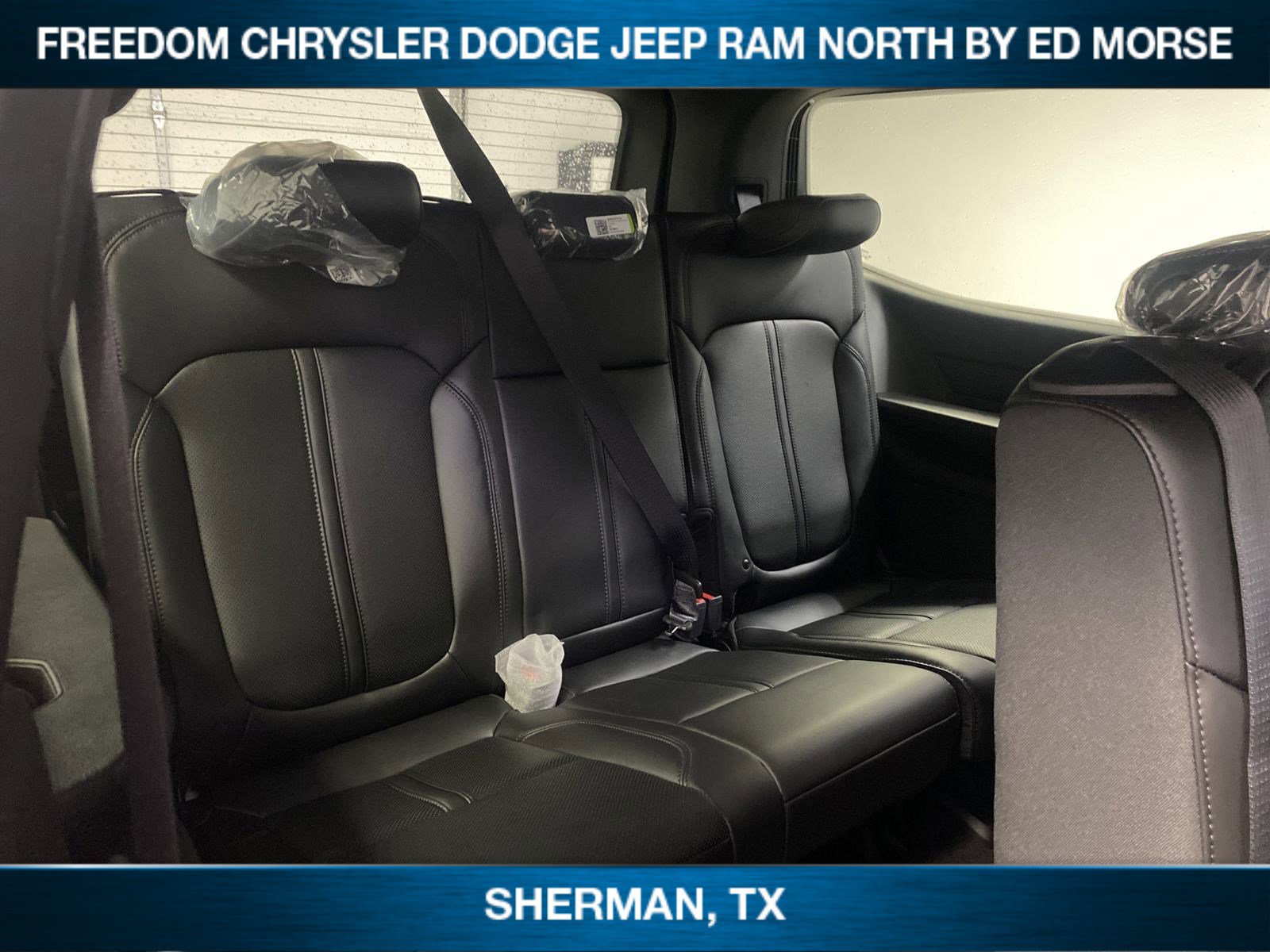 New 2025 Jeep Wagoneer 2WD image 25