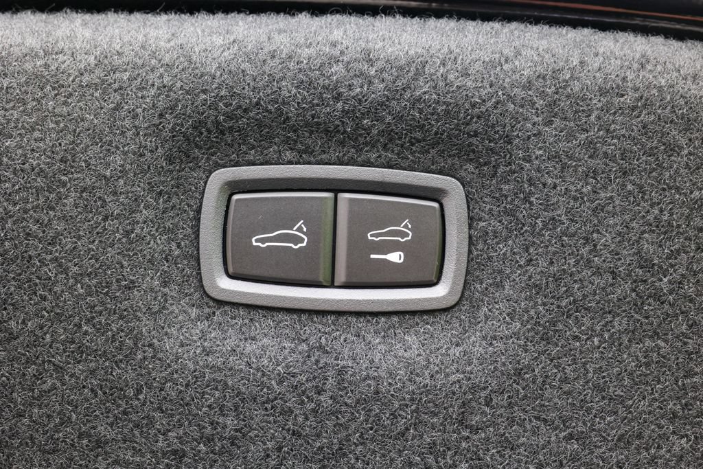 New 2026 Porsche Taycan AWD/4WD image 52