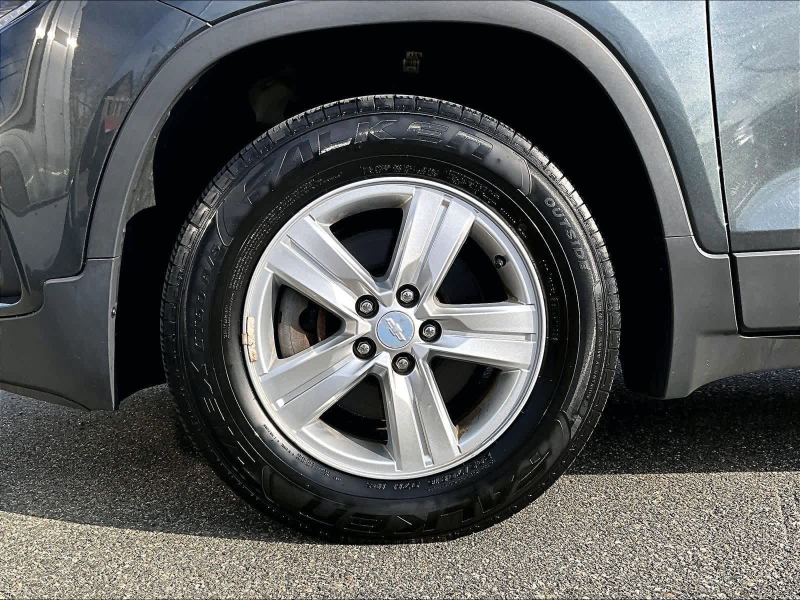 Used 2020 Chevrolet Trax LT image 7