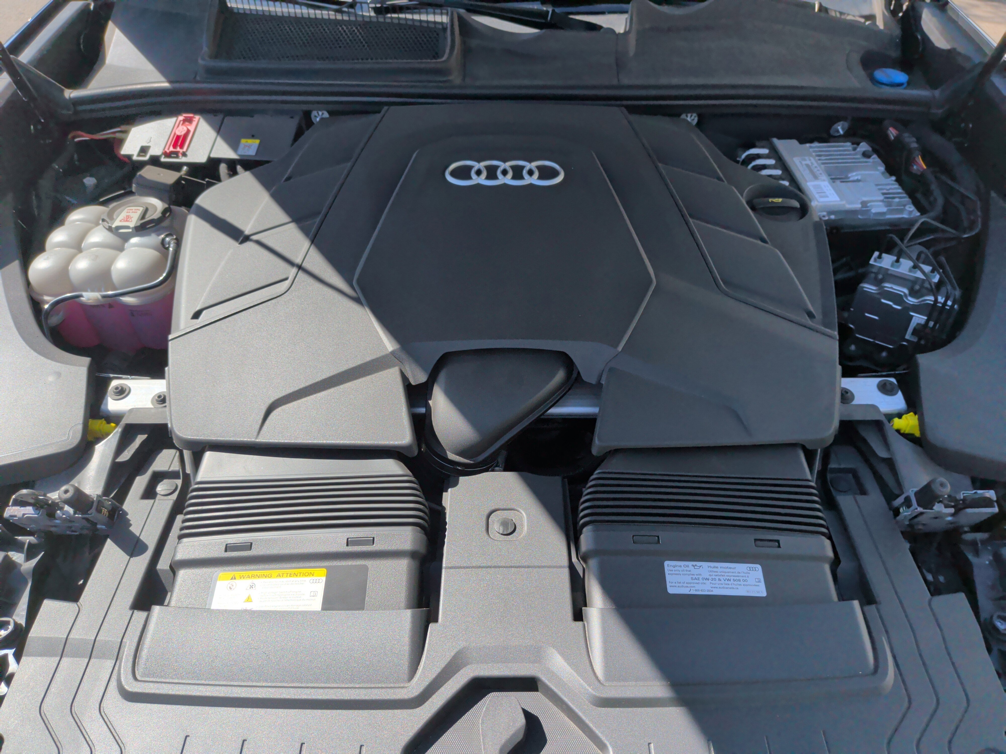 Used 2024 Audi Q8 Premium Plus w/ Premium Plus Package image 36