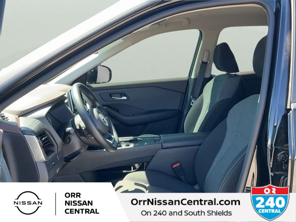 Used 2023 Nissan Rogue SV FWD image 17