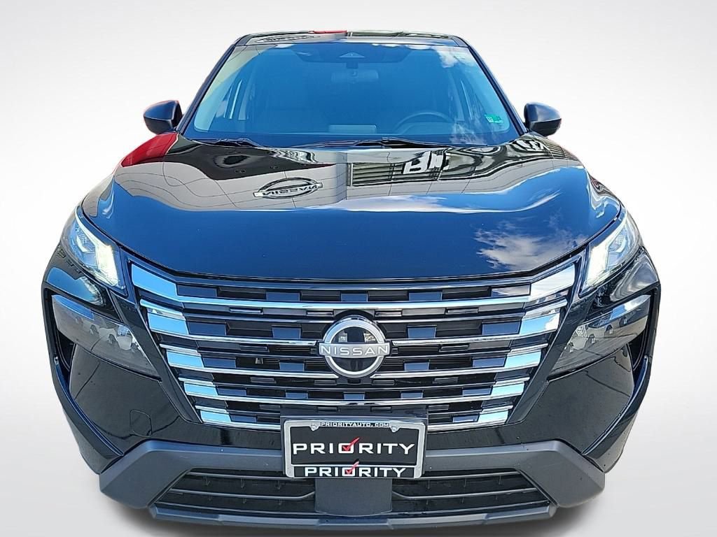 Certified 2024 Nissan Rogue S image 9