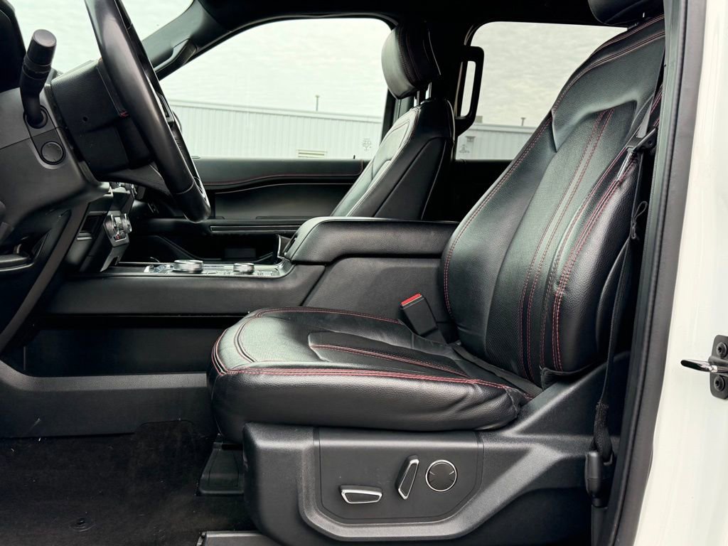 Used 2020 Ford Expedition Limited w/ Equipment Group 303A image 12