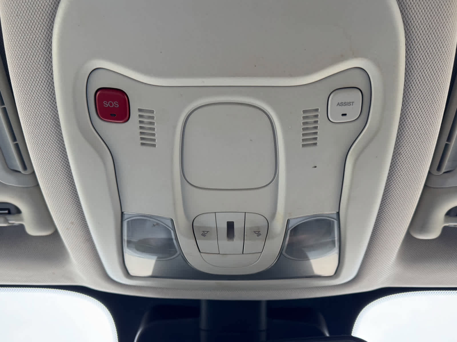 Used 2020 Jeep Renegade Latitude image 19