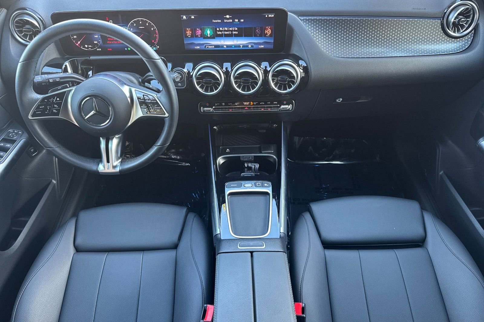 Certified 2025 Mercedes-Benz GLA 250 image 15