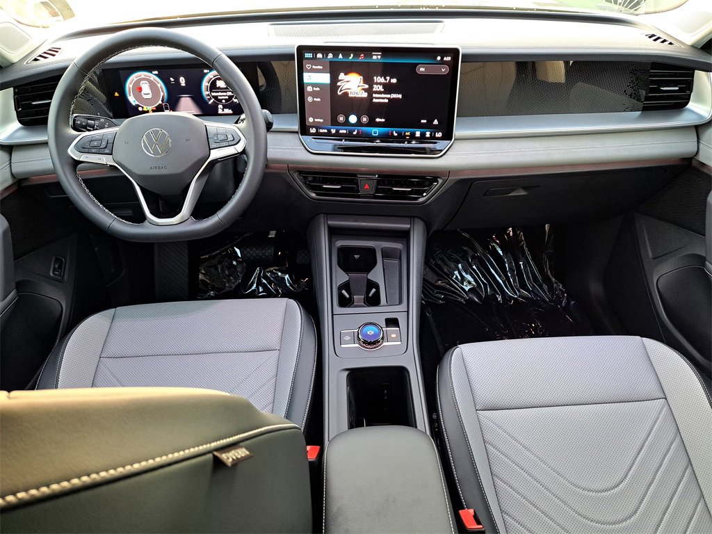 New 2026 Volkswagen Tiguan SE image 6