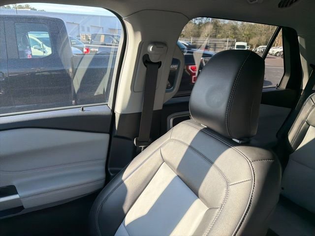 Used 2023 Ford Explorer XLT w/ Equipment Group 202A image 23