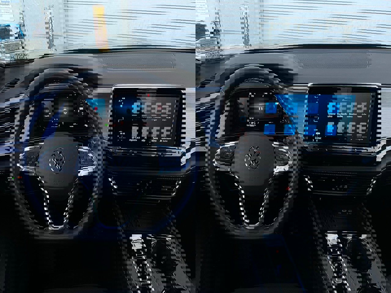 Used 2025 Volkswagen Atlas Cross Sport SE image 14