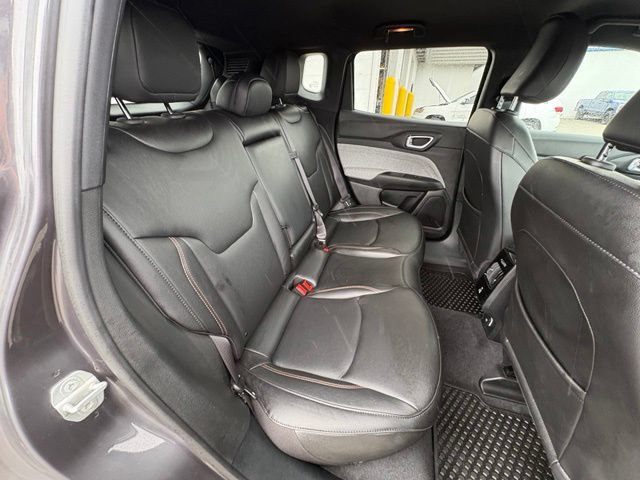Used 2024 Jeep Compass Latitude AWD/4WD image 28