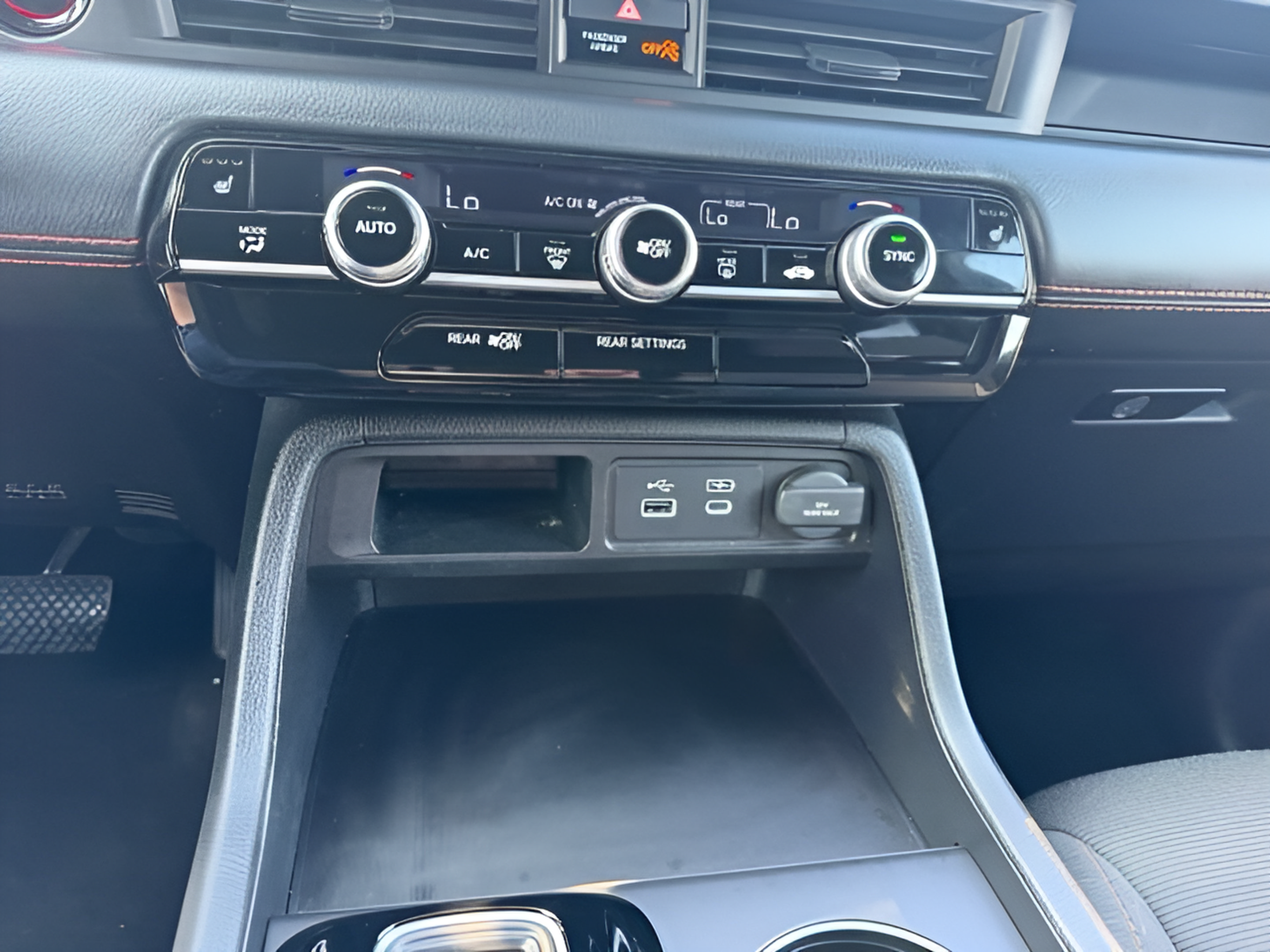 Certified 2025 Honda Pilot Sport image 18