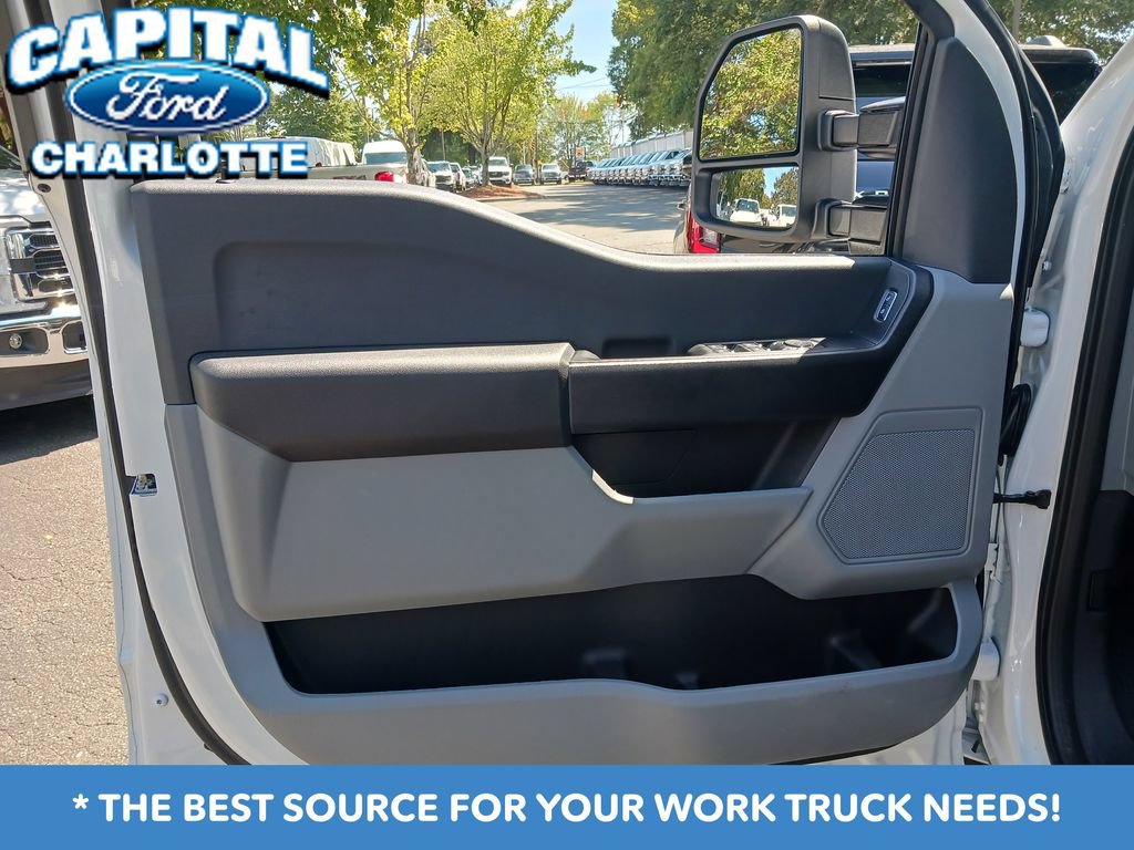New 2026 Ford F350 XL w/ XL Chrome Package AWD/4WD image 10